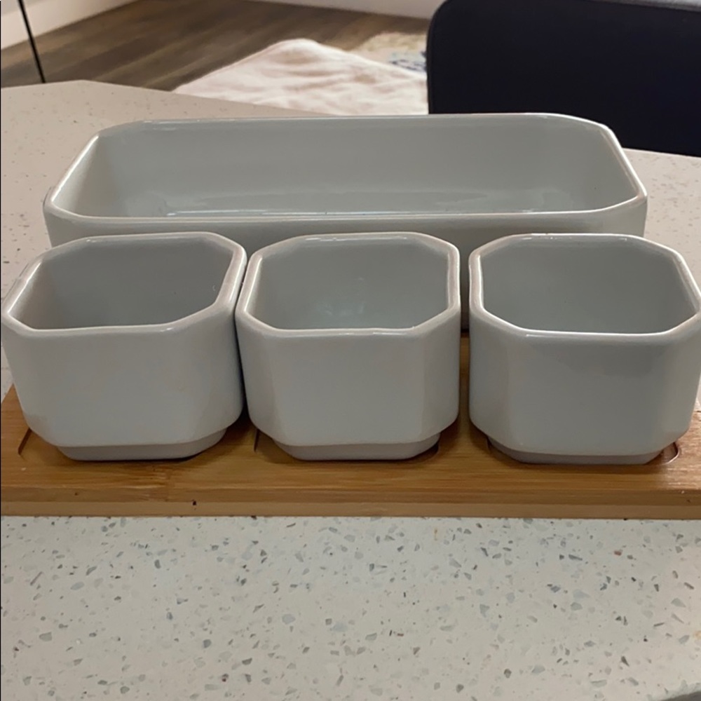Chip + Dip Serving Station